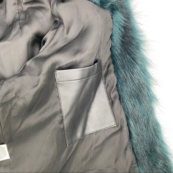 Free People green faux fur crop jacket S/P - Picture 9 of 16